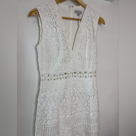 NWT Two Sisters Australia Scarlett White Lace Midi Dress - Picture 6 of 11